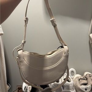 Elegant Cream Shoulder Bag